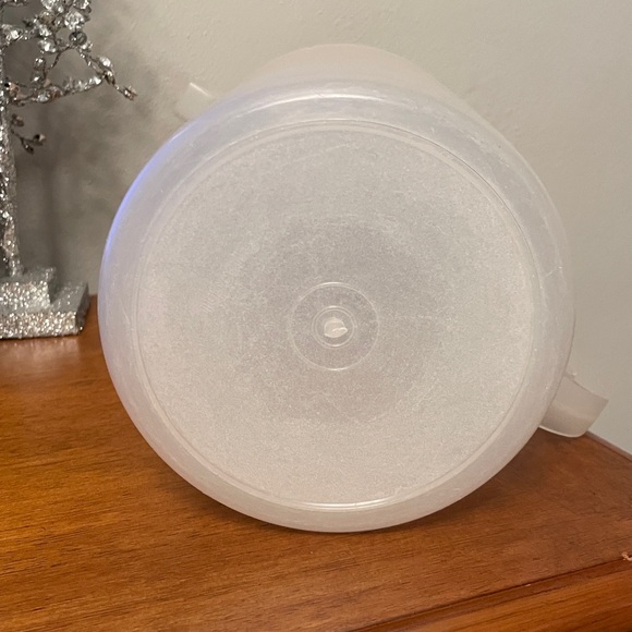 Tupperware Largest Pitcher w/Blue Lid #1416-3 Good Condition - Picture 11 of 11